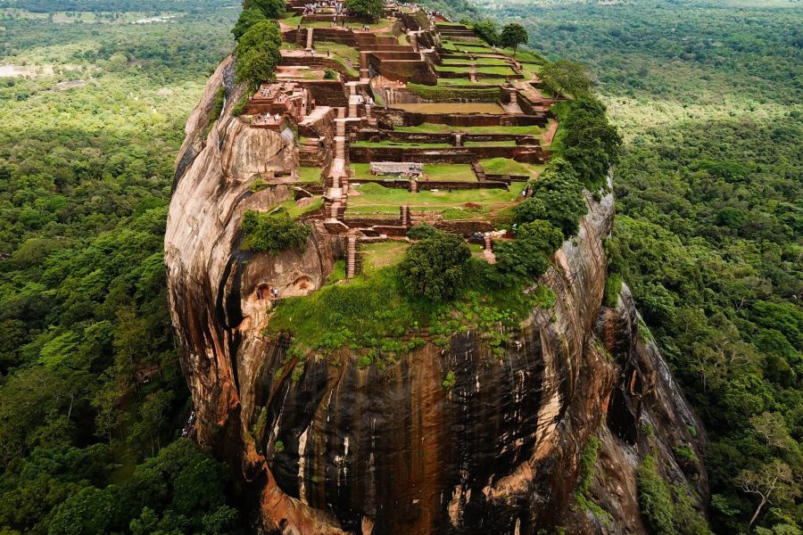 India & Sri Lanka Multi-Centre Tour 16 Nights: Enchanting Private Tour, Safari & Beach